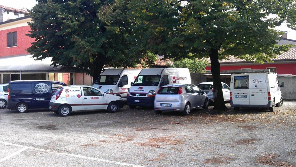 Albergo Pizzeria Sole San Giovanni Lupatoto Buitenkant foto