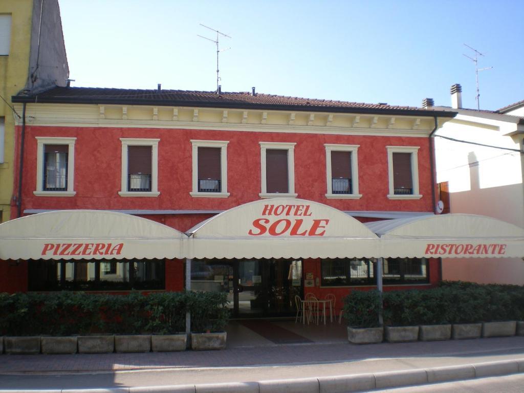 Albergo Pizzeria Sole San Giovanni Lupatoto Buitenkant foto