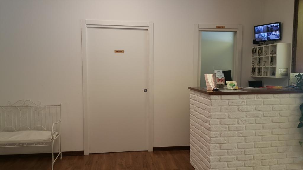 Albergo Pizzeria Sole San Giovanni Lupatoto Buitenkant foto